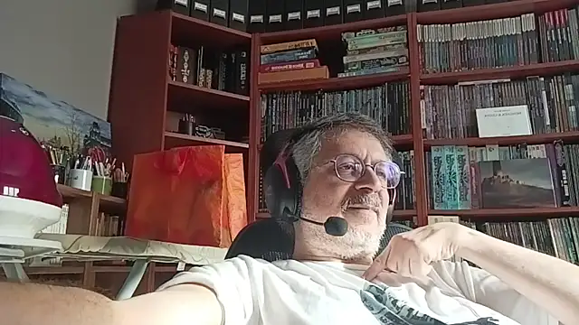 Mandra is a whore online show from 22, 10, 2025