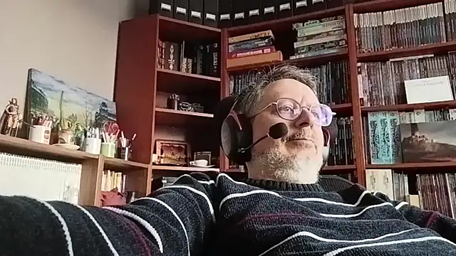 Mandra is a whore online show from 1, 12, 2025