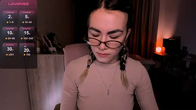 Snapshot of _selectrra chatting on 17, 3, 2025 selectrra online show from 17, 3, 2025