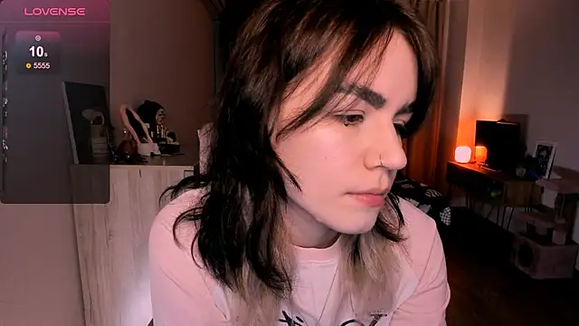 Snapshot of _selectrra chatting on 13, 3, 2025 selectrra online show from 13, 3, 2025