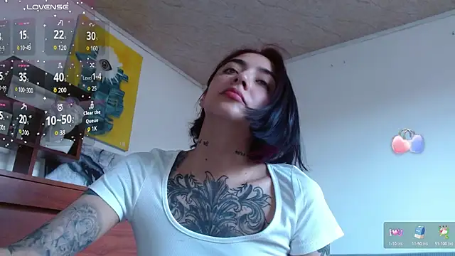 ZoeBakers  online show from 26, 9, 2025