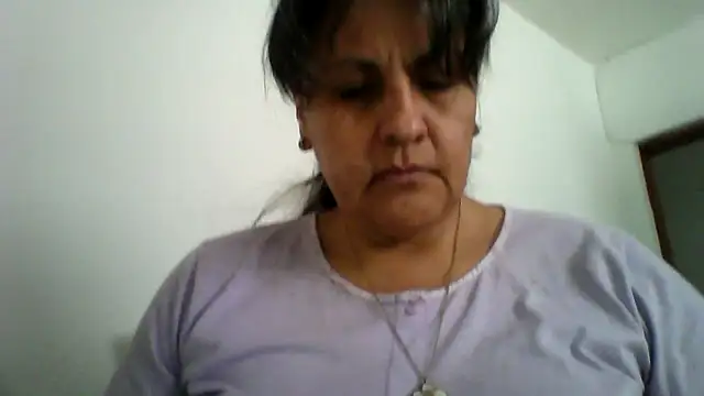 Snapshot of merlyna_goldens chatting on 24, 5, 2026 merlyna goldens online show from 24, 5, 2026