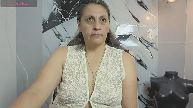 merlyna goldens online show from 9, 9, 2025