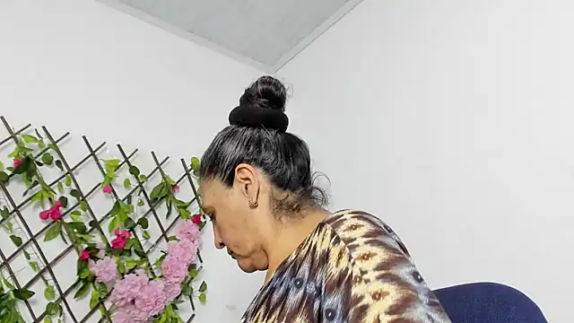 merlyna goldens online show from 3, 12, 2025