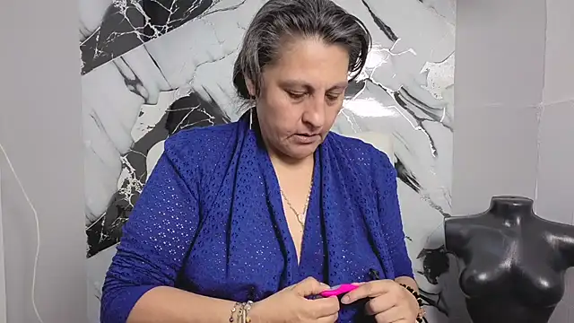 merlyna goldens online show from 27, 9, 2025