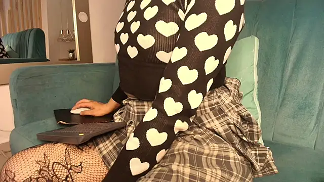 Satuurn  online show from 8, 4, 2026