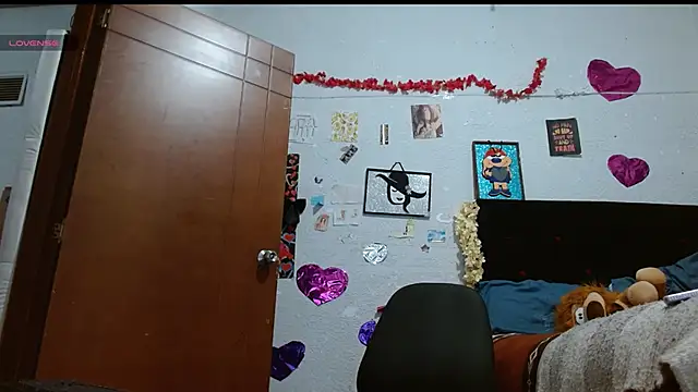 Saray extrovert  online show from 21, 9, 2025