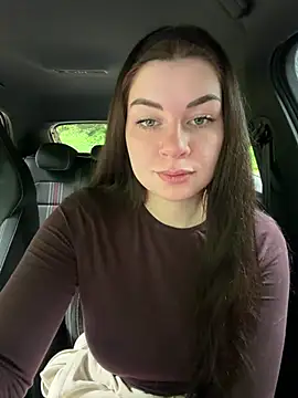 Snapshot of EllyNora chatting on 12, 6, 2026 EllyNora online show from 12, 6, 2026