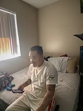 PeterGrandee online show from 15, 9, 2025