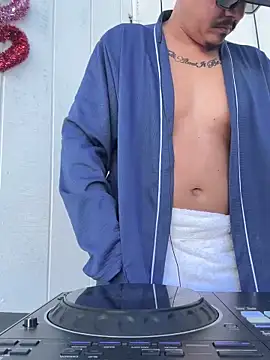 PeterGrandee online show from 15, 2, 2025