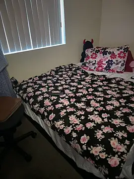 PeterGrandee online show from 30, 10, 2025