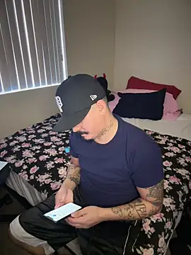 PeterGrandee online show from 23, 10, 2025