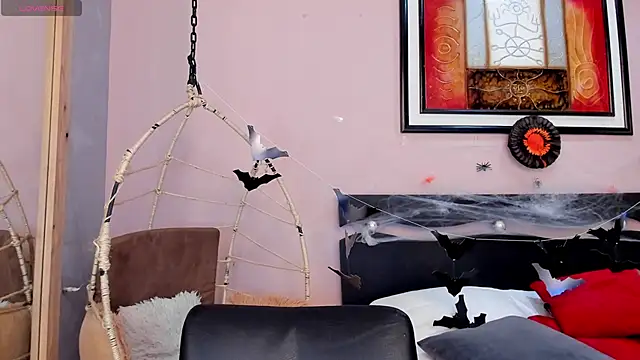 Paula Desousa online show from 29, 10, 2025