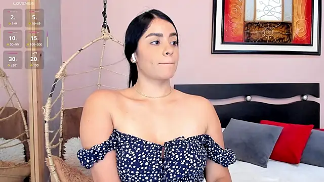 Paula Desousa online show from 27, 11, 2025