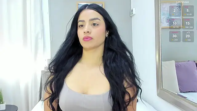 Paula Desousa online show from 7, 1, 2026