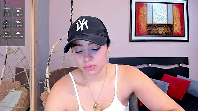 Paula Desousa online show from 9, 9, 2025