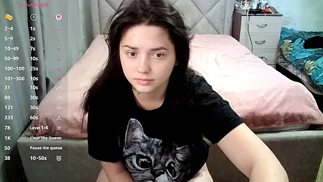 Snapshot of juliettkalen chatting on 6, 7, 2026 juliettkalen online show from 6, 7, 2026