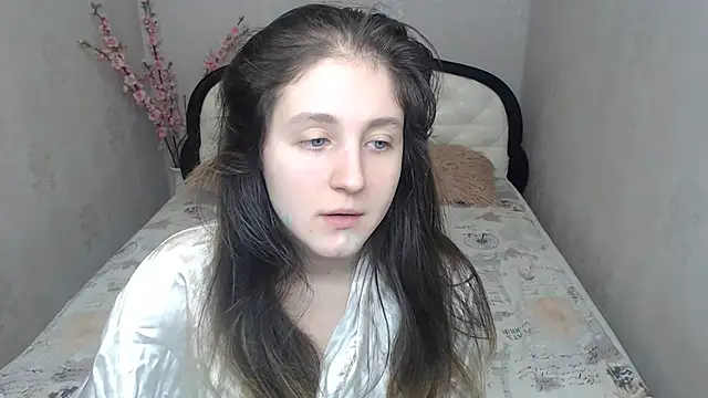 Holliy Cooper online show from 18, 2, 2026