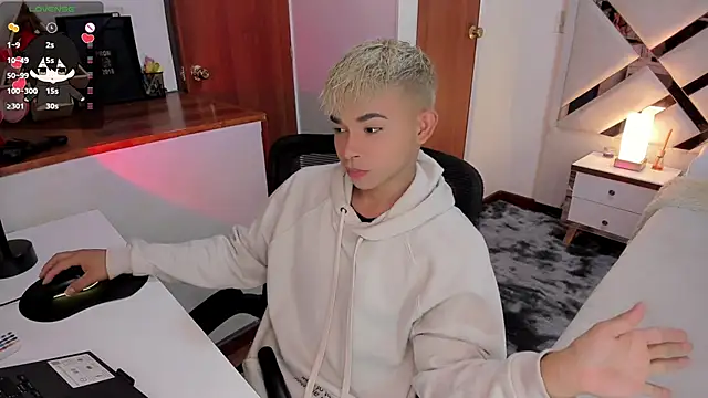 Snapshot of Austin_connor_ chatting on 18, 12, 2024 Austin connor online show from 18, 12, 2024