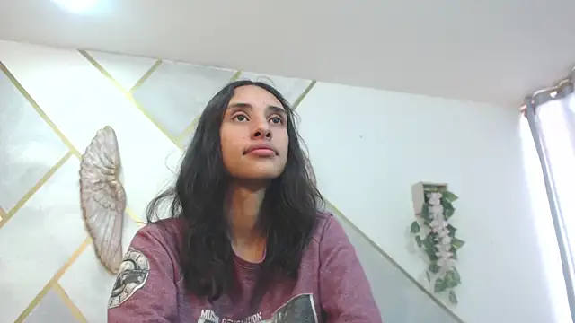 RoxanaCyrano  online show from 17, 2, 2025