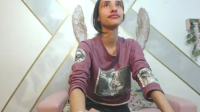 RoxanaCyrano  online show from 14, 1, 2025