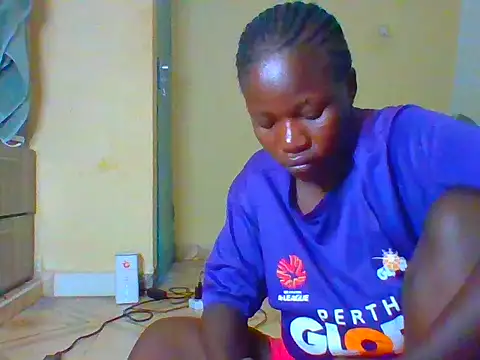 prettychic5 online show from 18, 4, 2026