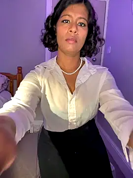 RoseMelanie online show from 22, 10, 2025