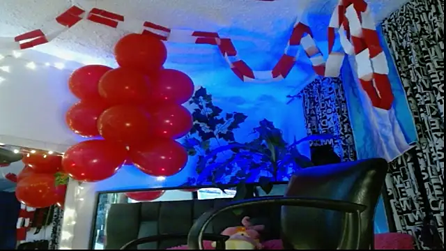 DULCE ZOE online show from 28, 2, 2025