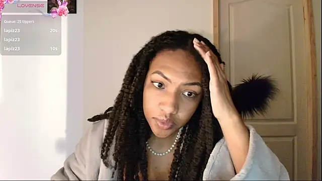 im alivys  online show from 18, 6, 2026