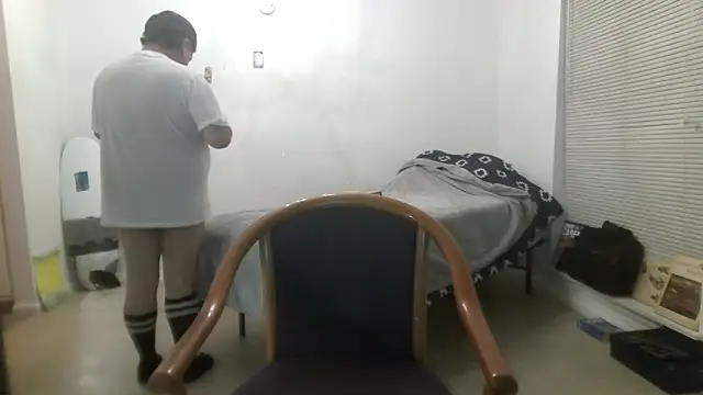 Snapshot of Peachestabby147 chatting on 19, 2, 2026 Peachestabby147 online show from 19, 2, 2026