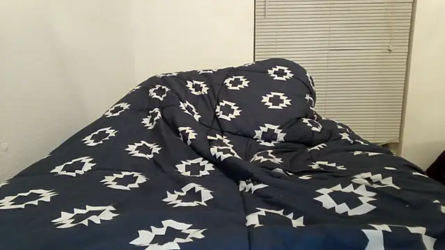 Snapshot of Peachestabby147 chatting on 14, 9, 2025 Peachestabby147 online show from 14, 9, 2025