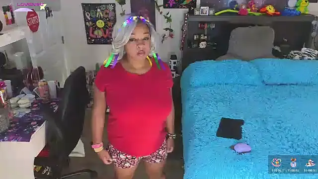 temptressbeauty24 online show from 15, 9, 2025