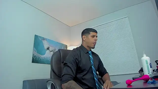 Snapshot of vincen_jose chatting on 15, 11, 2025 vincen jose online show from 15, 11, 2025