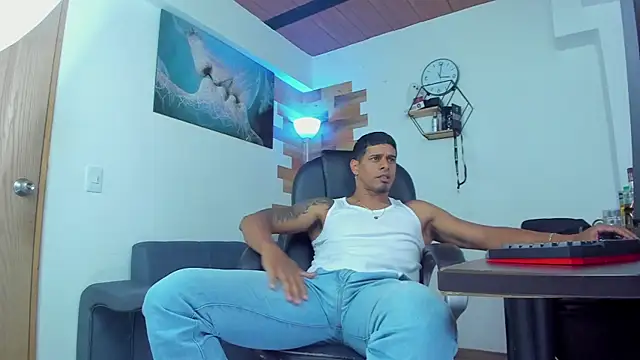 Snapshot of vincen_jose chatting on 19, 3, 2025 vincen jose online show from 19, 3, 2025