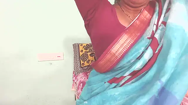 Snapshot of shrutitelugu69 chatting on 19, 7, 2026 shrutitelugu69 online show from 19, 7, 2026