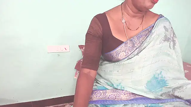 Snapshot of shrutitelugu69 chatting on 5, 6, 2026 shrutitelugu69 online show from 5, 6, 2026
