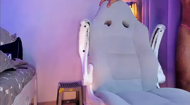 nau fonseca1 online show from 16, 2, 2025