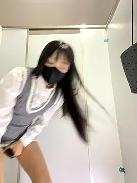 Snapshot of Asia-Lynn chatting on 11, 11, 2025 Asia-Lynn online show from 11, 11, 2025