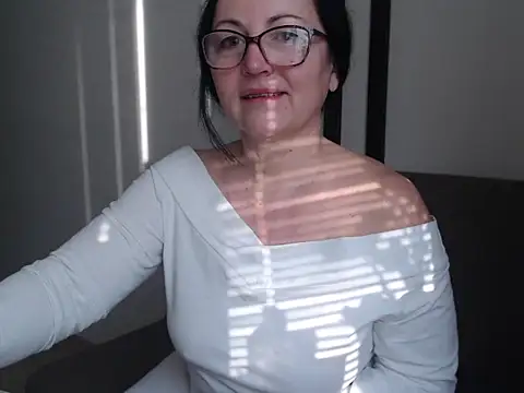 Alma44 online show from 13, 2, 2026