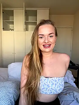 ElenaRebelle online show from 27, 9, 2025