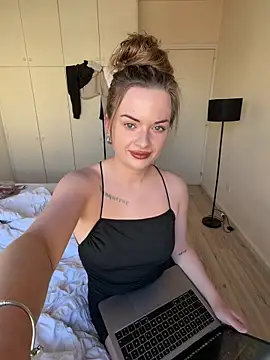 ElenaRebelle online show from 24, 3, 2026