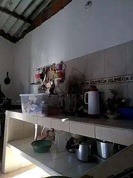 lucy hairypussy83 online show from 20, 9, 2025