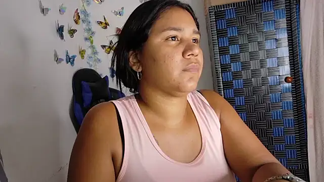 lucy hairypussy83 online show from 13, 1, 2026