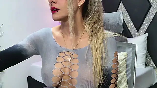 blonde cat15 online show from 20, 2, 2026