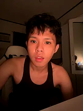 Plaxtique online show from 2, 10, 2025