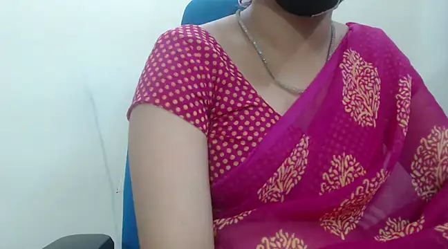 Lovely Siri 23 online show from 19, 3, 2025