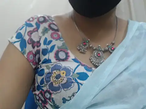 Lovely Siri 23 online show from 21, 6, 2026