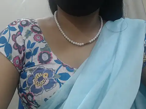 Lovely Siri 23 online show from 12, 7, 2026
