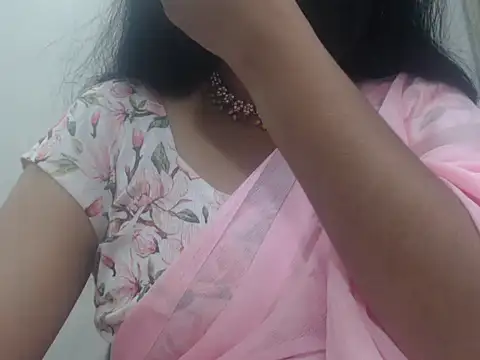 Lovely Siri 23 online show from 27, 5, 2026