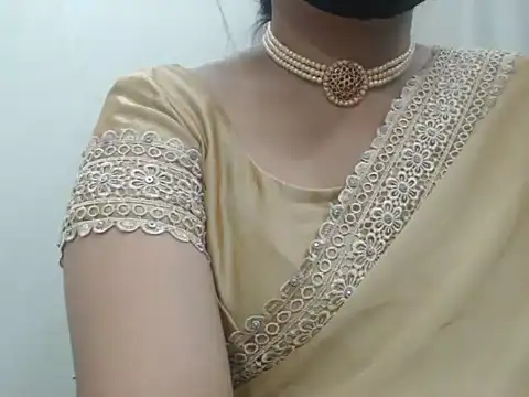 Lovely Siri 23 online show from 12, 4, 2026